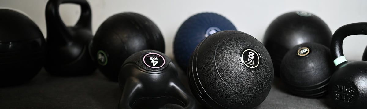 Kettlebells et ballons lestés